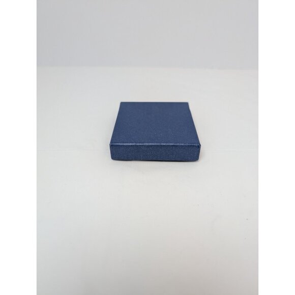 BEAUTIFUL SMALL STAR STUD EARRINGS MULTICOLORED RHINESTONES XMAS GIFT W/GIFT BOX - Picture 3 of 5